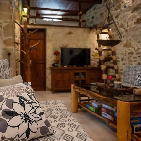 Dioni Stone House Villa Petrokefalo Luaran gambar